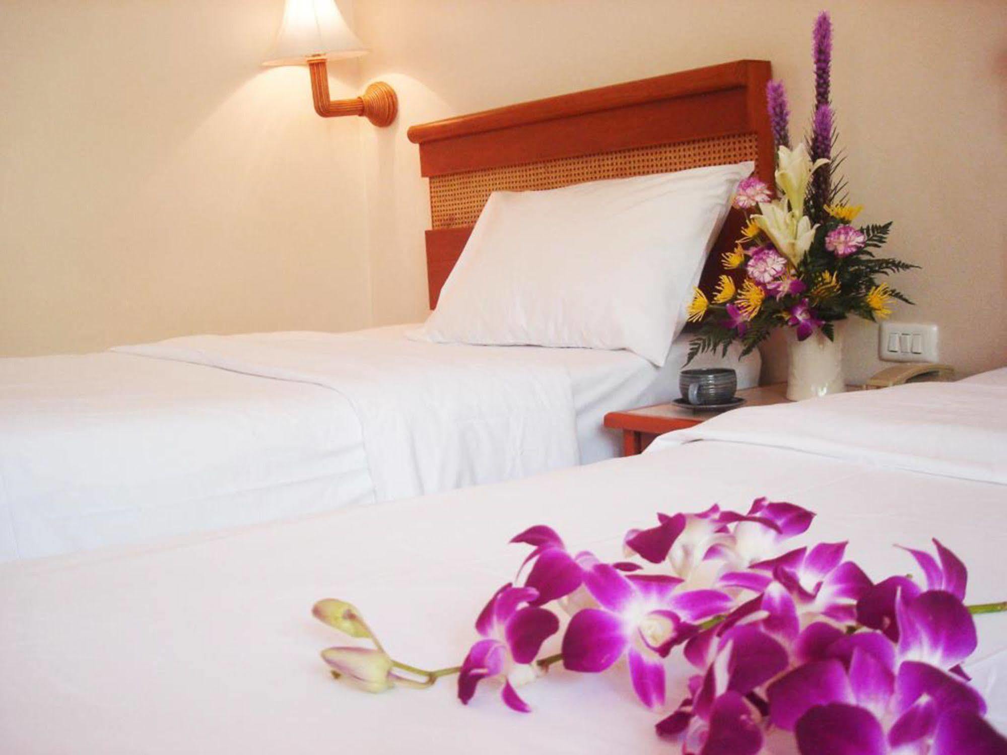 Sunset Mansion Apartman Patong Kültér fotó